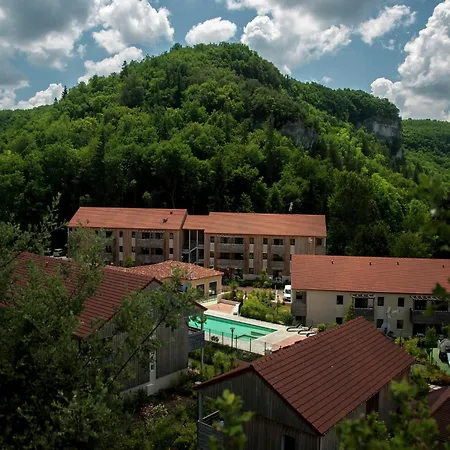 In The Dordogne With Shared Pool * Les Eyzies