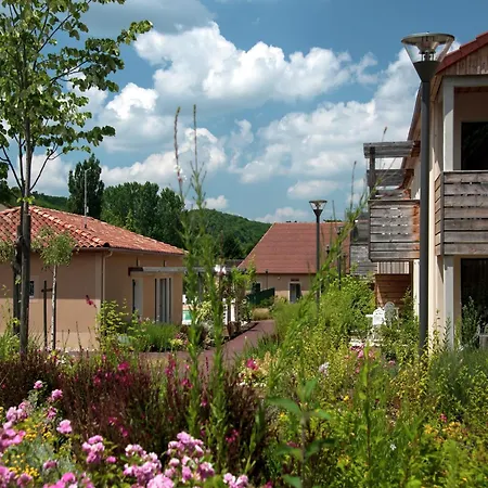 Apartment In The Dordogne With Shared Pool Les Eyzies